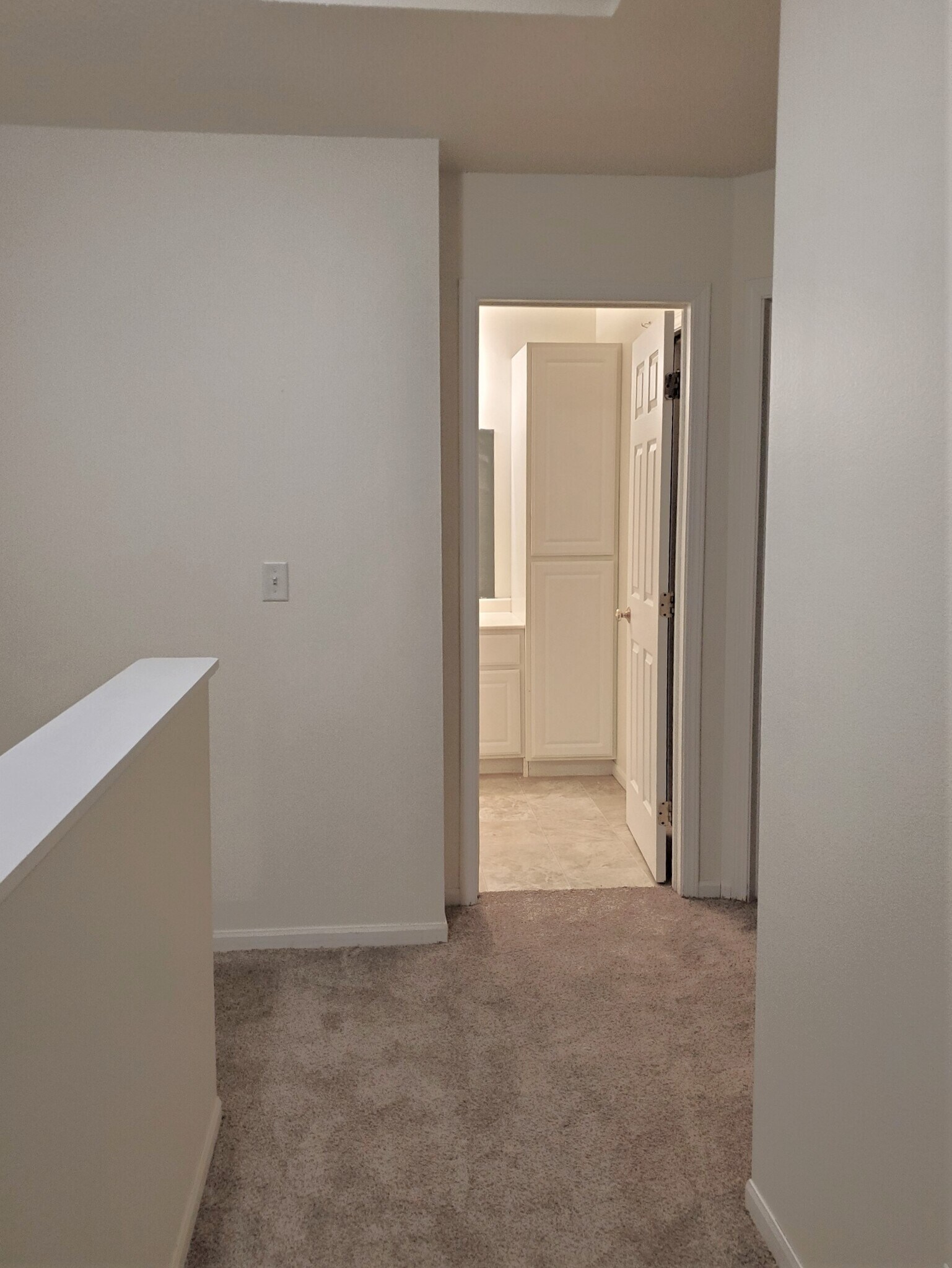 Building Photo - 10 Bridgewater Trl