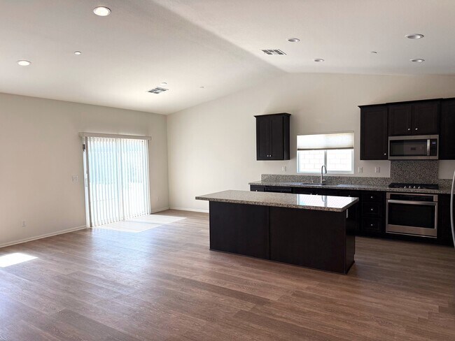Building Photo - 44159 Le Blanc Ct