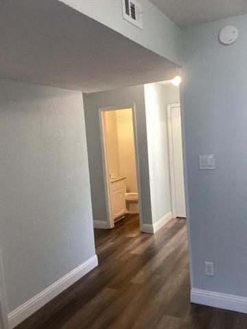 Building Photo - 7512 Chapin Rd