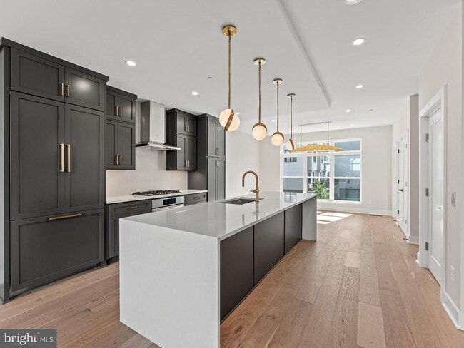 Building Photo - 2015 Tysons Ridgeline Rd