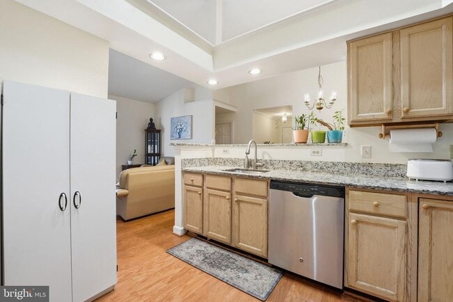 Building Photo - 9224 Cardinal Forest Ln