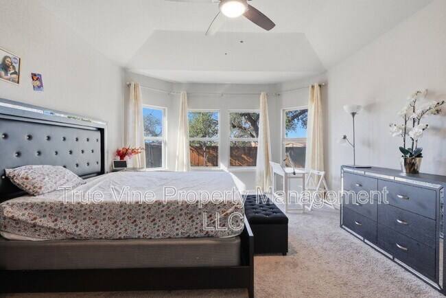 Building Photo - 12108 Icon Rdg