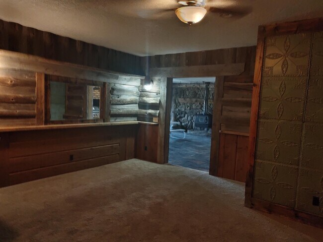 Building Photo - 256 E Fork Big Sandy Rd