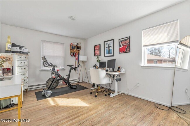 Building Photo - 910 South St