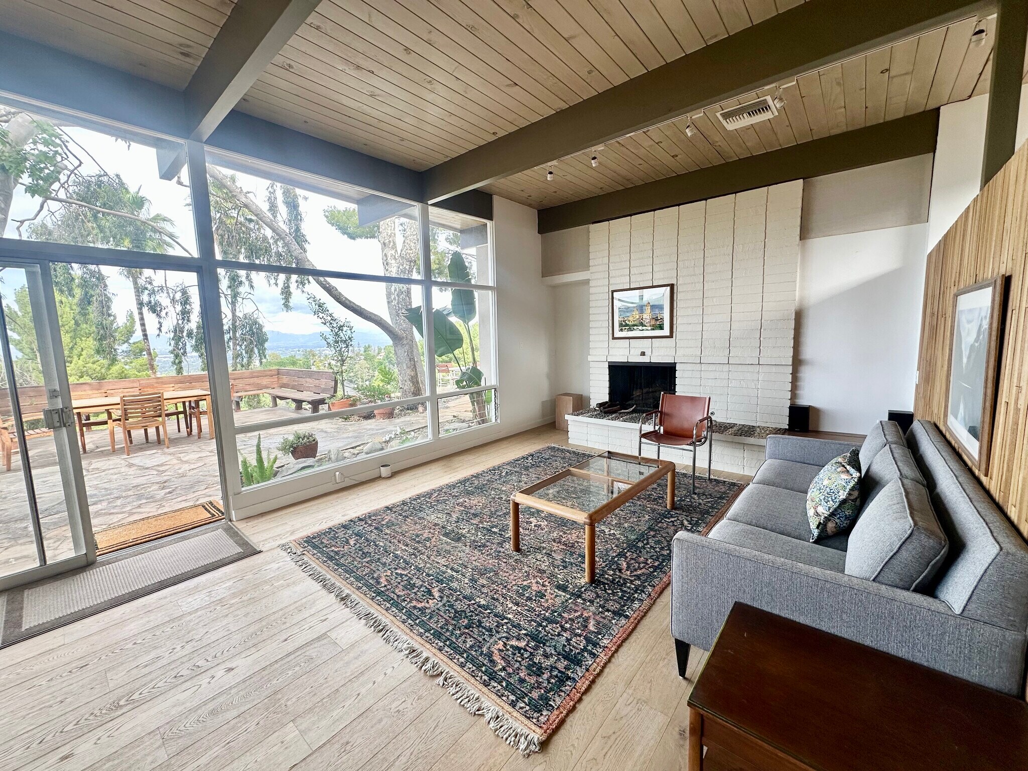 Building Photo - 16703 Alginet Pl