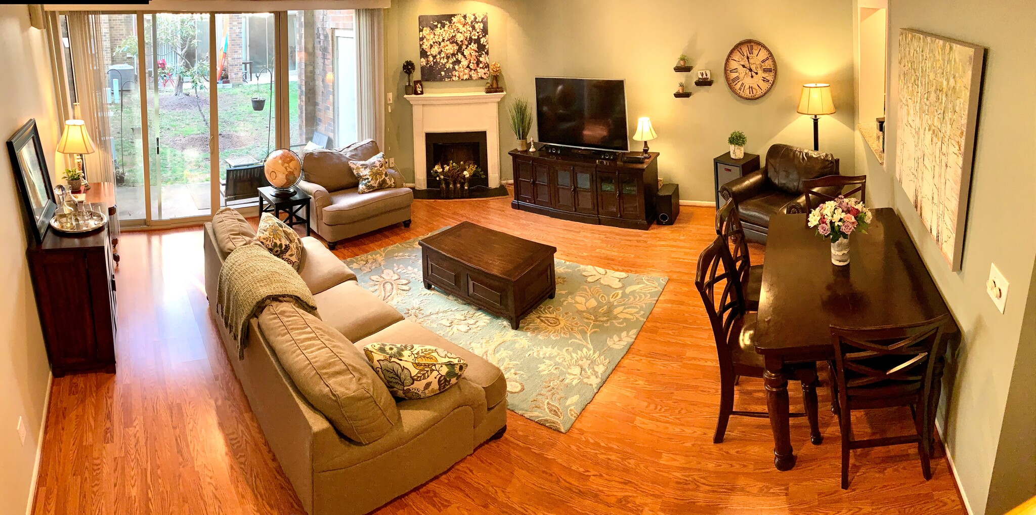 Living Room - 1725 S Hayes St