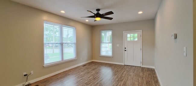 Building Photo - Bungalow in Downtown Chattanooga