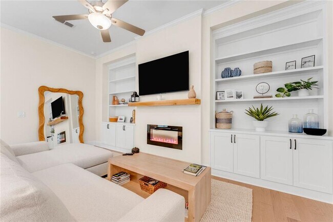 Building Photo - 746 Stickley Oak Way
