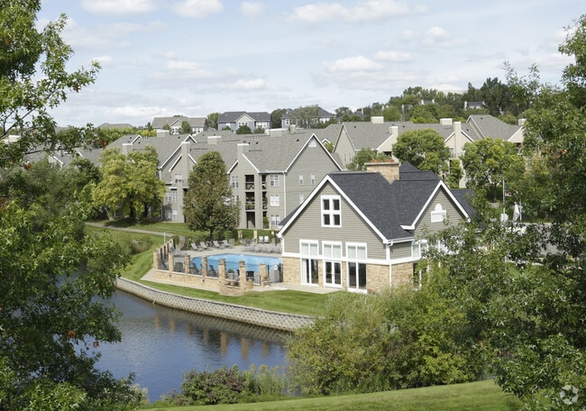 Building Photo - Chasewood Gates