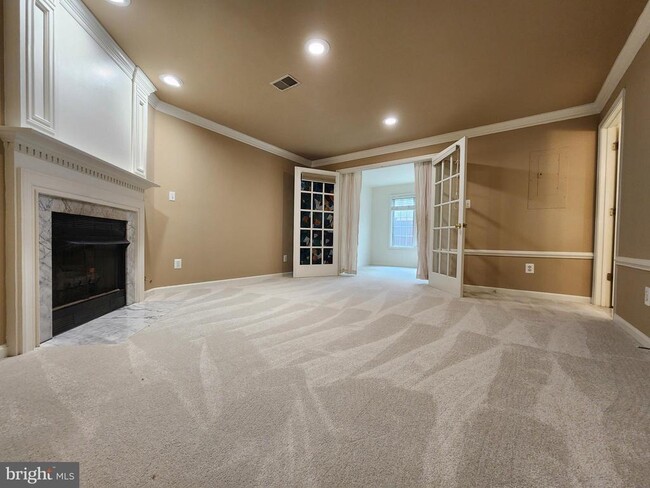 Building Photo - 4020 Heatherstone Ct