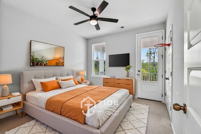 Building Photo - Private Retreat with Modern Upgrades