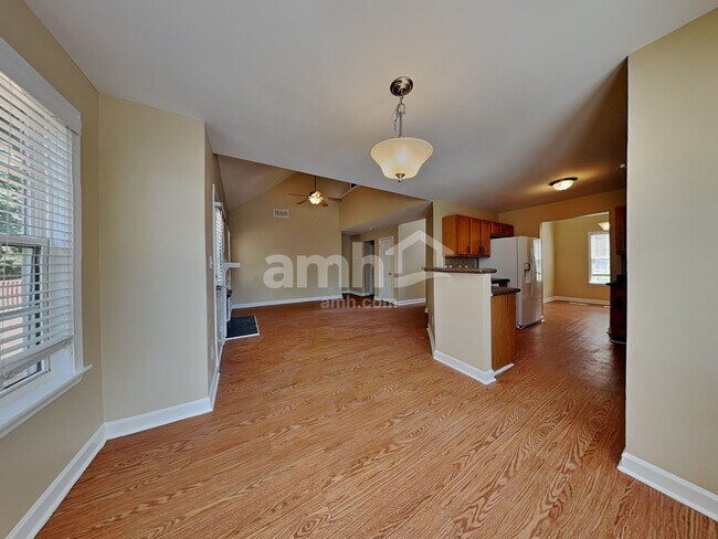 Building Photo - 3805 Lodgepole Ln