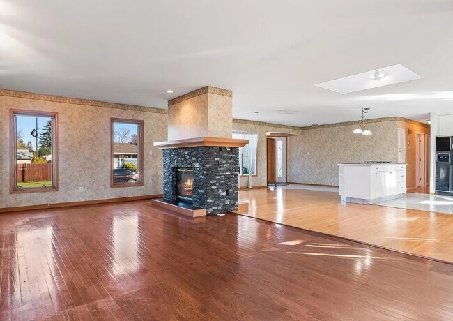 Building Photo - 40 Oakside Dr