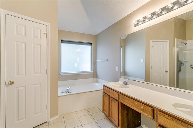 Building Photo - 4434 Santa Fe Ln