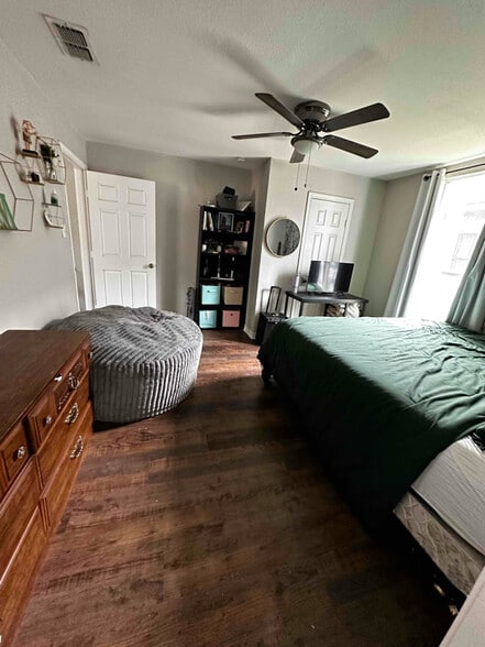 Building Photo - 796 W Tarleton St