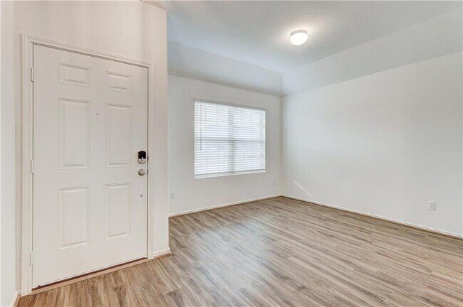 Building Photo - 5808 San Savino Dr