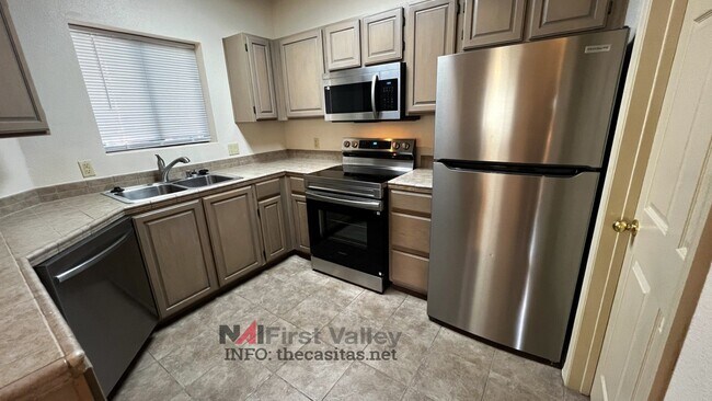Building Photo - 3650 Morningstar Dr