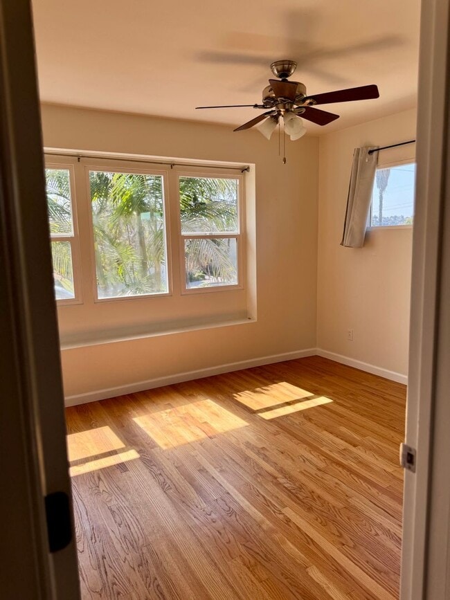 Building Photo - OPEN HOUSE 8/16/25 3pm-4pm