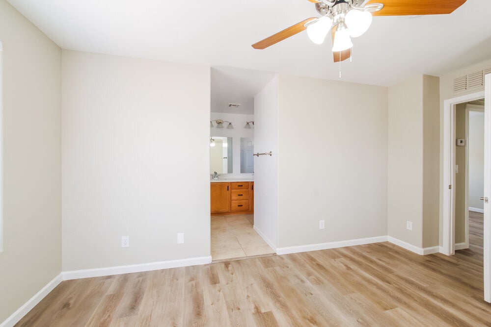 Building Photo - 3707 W Thalia Ct