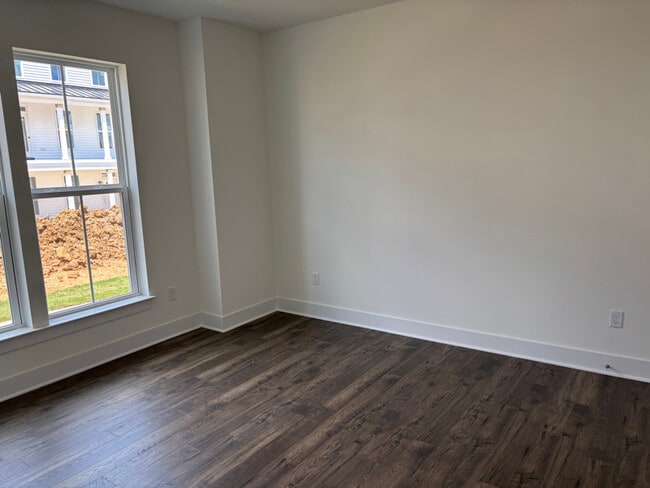 Building Photo - 15312 Oasis Sun Aly
