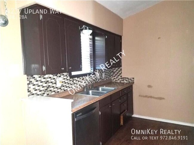 Building Photo - 4237 Upland Way