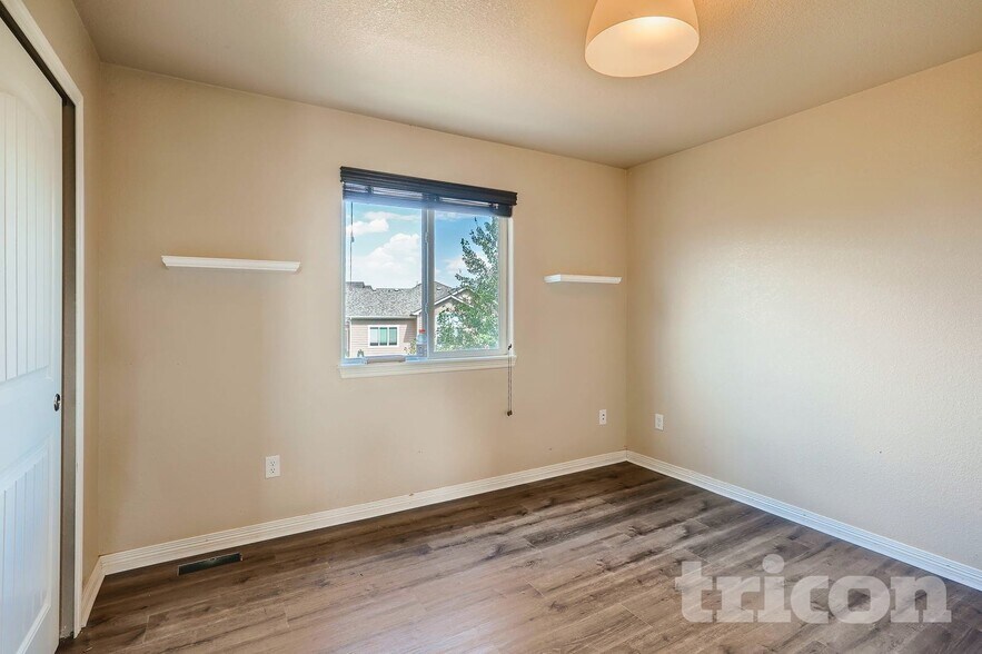 Building Photo - 1805 Timber Rdg Pkwy