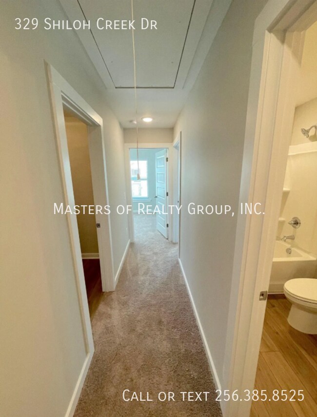 Building Photo - 329 Shiloh Creek Dr