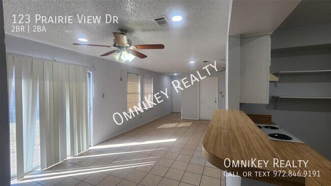 Building Photo - 123 Prairie View Dr