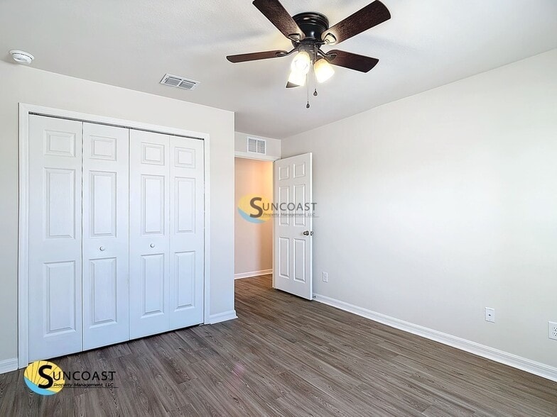 Building Photo - 22 Tropicana Parkway W