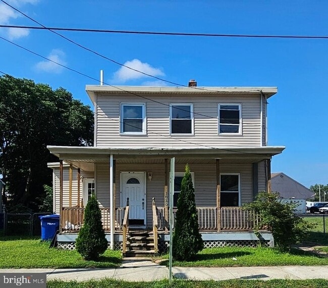 Primary Photo - 1020 Church St