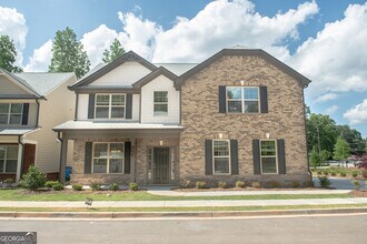 Building Photo - 5863 Krim Dr