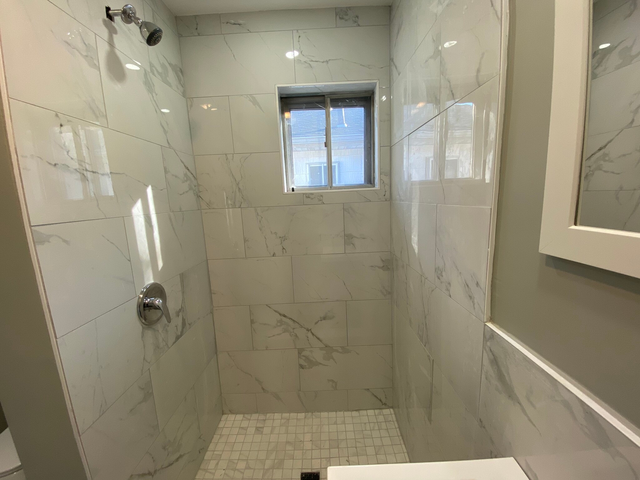 Master bedroom shower - 14951 259th St