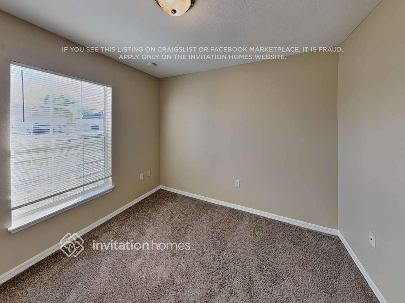 Building Photo - 530 Peace Dr