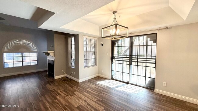 Building Photo - 1211 N Miller Rd