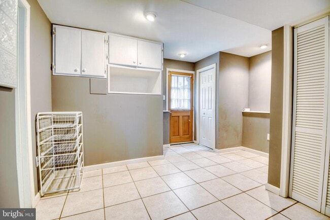 Building Photo - 800 Baltimore Annapolis Blvd