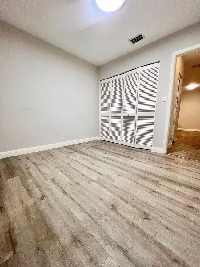 Building Photo - 12269 Royal Palm Blvd