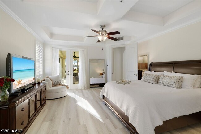 Building Photo - 10821 Vivaldi Ct