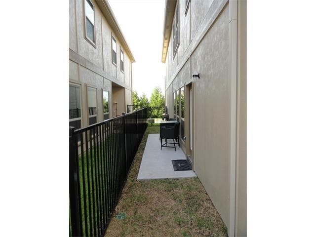 Building Photo - 8808 Whitehead St