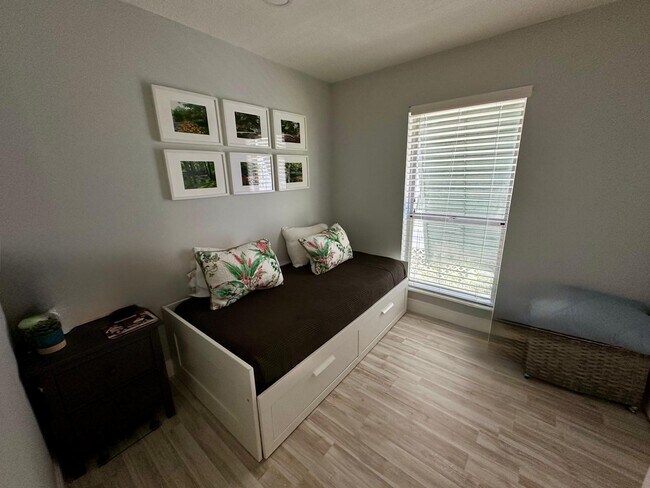 Building Photo - 155 Cypress Point Dr