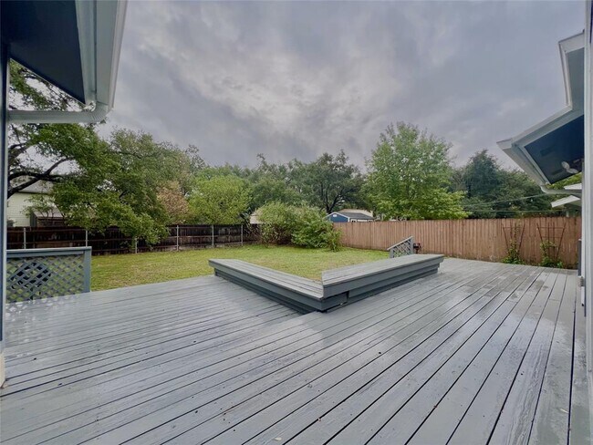 Building Photo - 11917 Meadowfire Dr