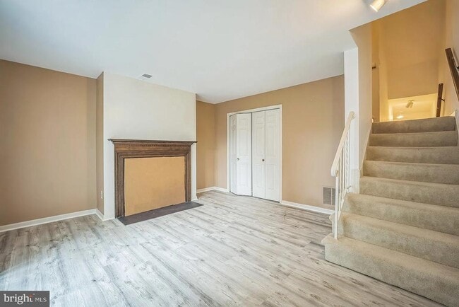 Building Photo - 948 S Rolfe St