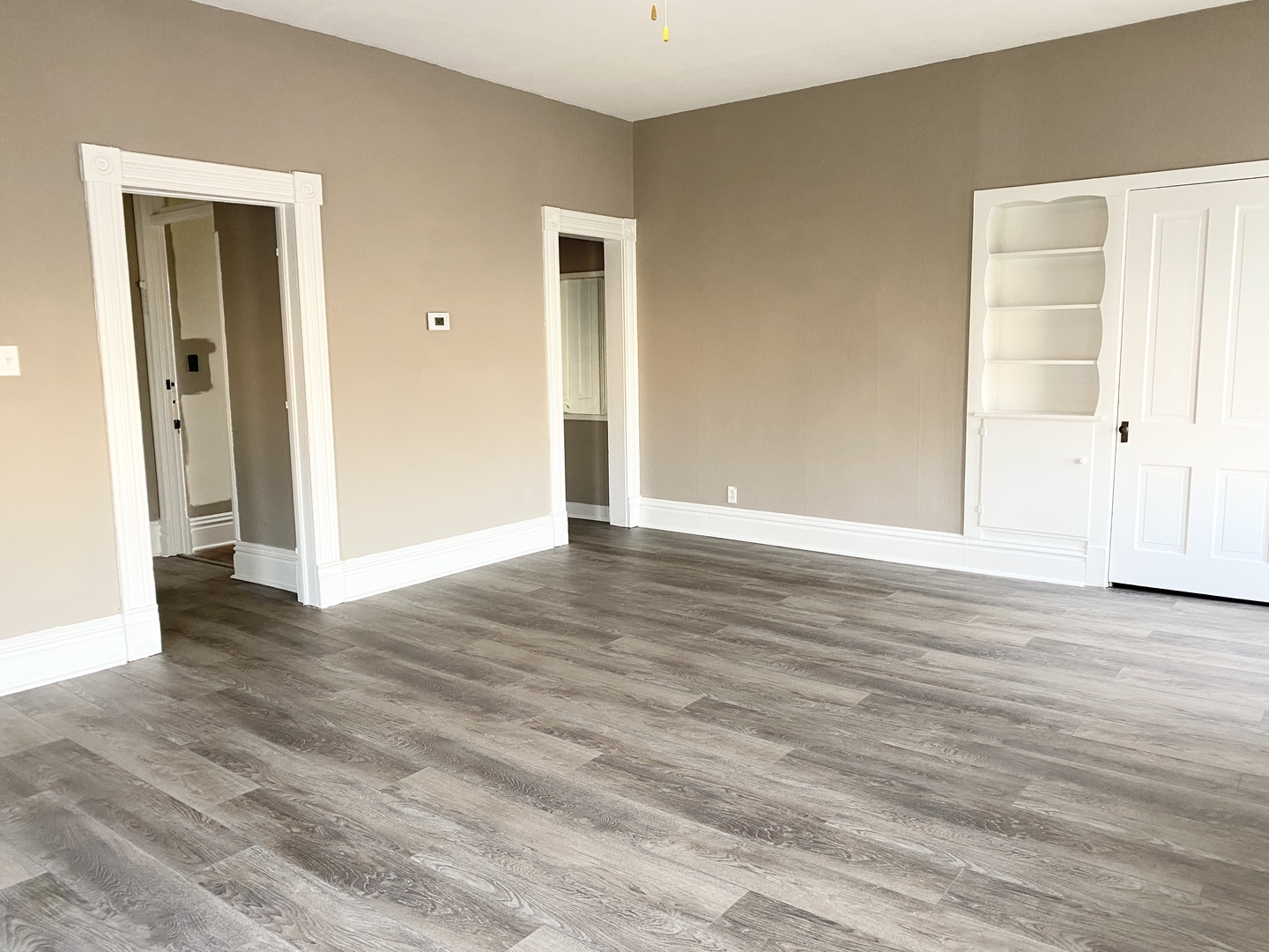 Living Room - 207 Washington St
