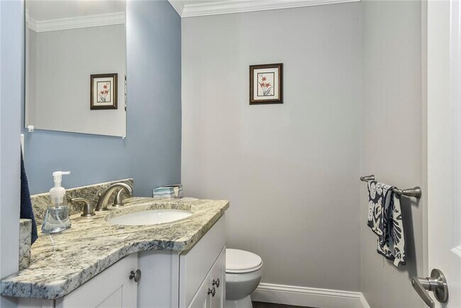 Building Photo - 191 Chases Ln