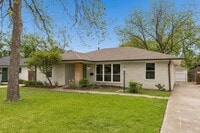 Building Photo - 2812 San Medina Ave