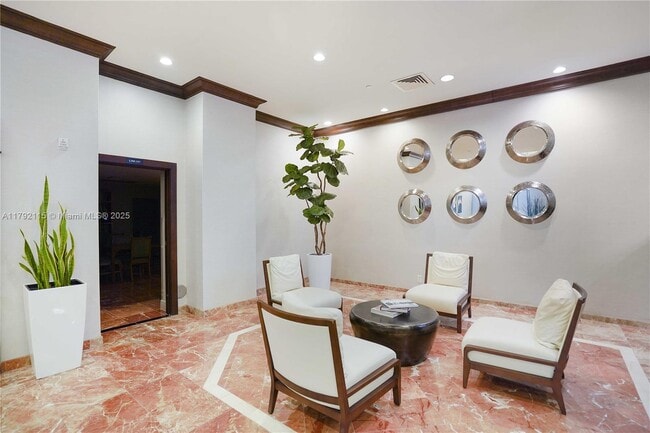 Building Photo - 3610 Yacht Club Dr