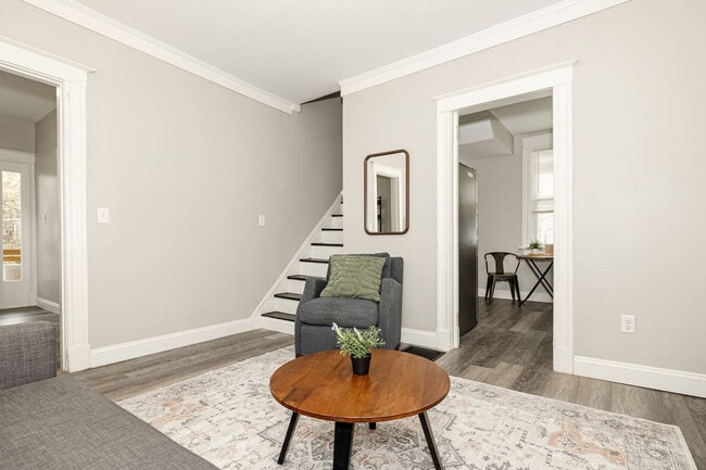 Building Photo - 216 Gilman Ave