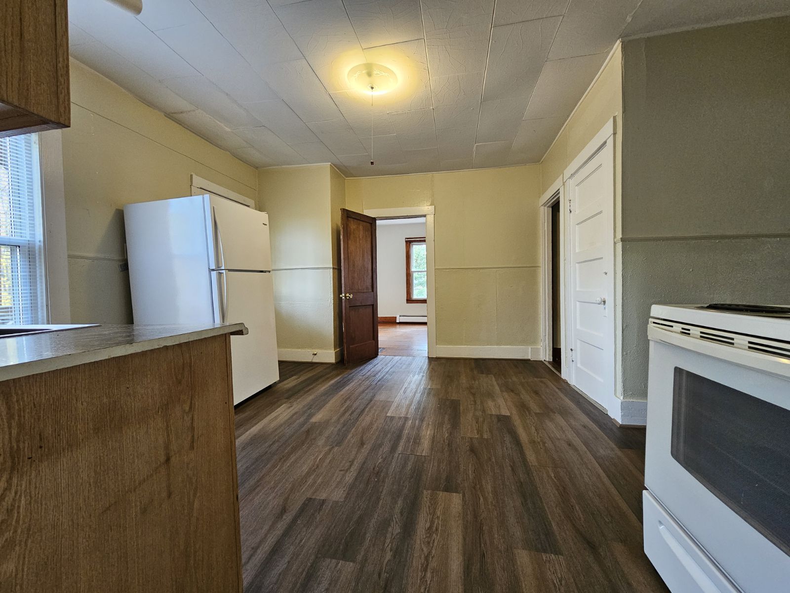 Building Photo - 13 Grove St