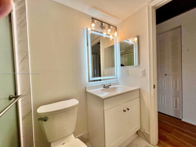 Building Photo - 801 SW 133rd Terrace