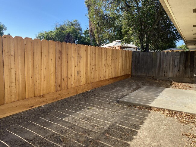 Building Photo - 3016 Delta Ave