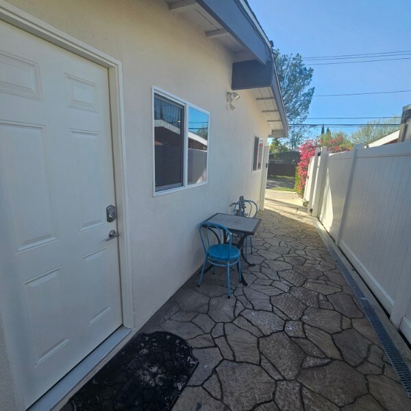 Building Photo - 4510 Willens Ave